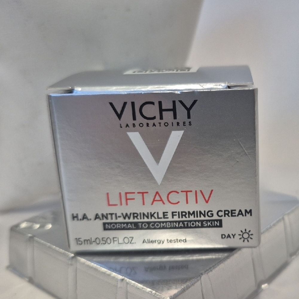 Vichy Liftactiv Silver Eye Cream - Picture 2 of 2